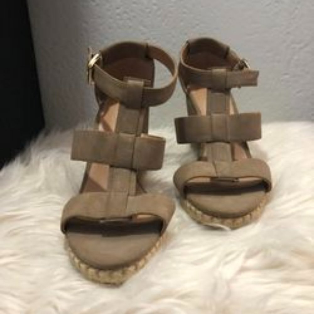 TAN COLORED BRAND NEW WEDGES